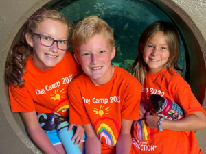 campers at the blank park zoo during day camp